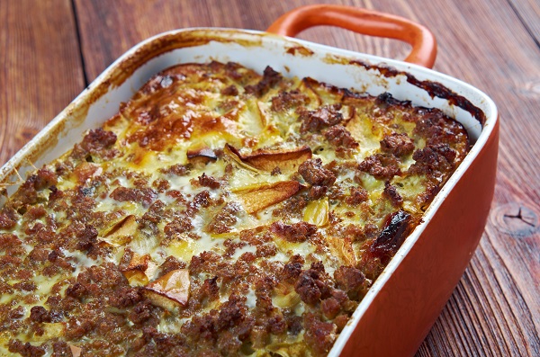 Le bobotie se cuisine avec de l'épaule d'agneau. michellesc / fotolia.com
