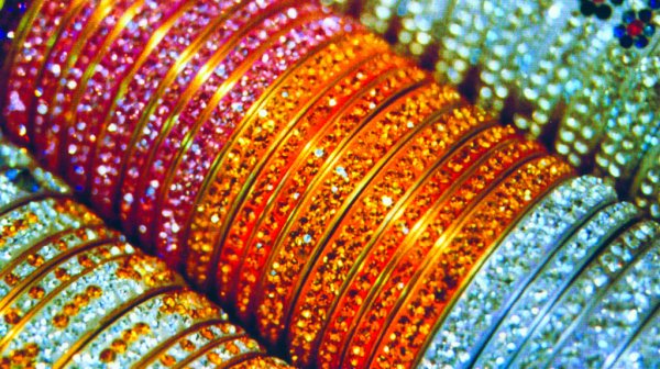 Bracelets colorés typiques de l'Inde © Incredible India